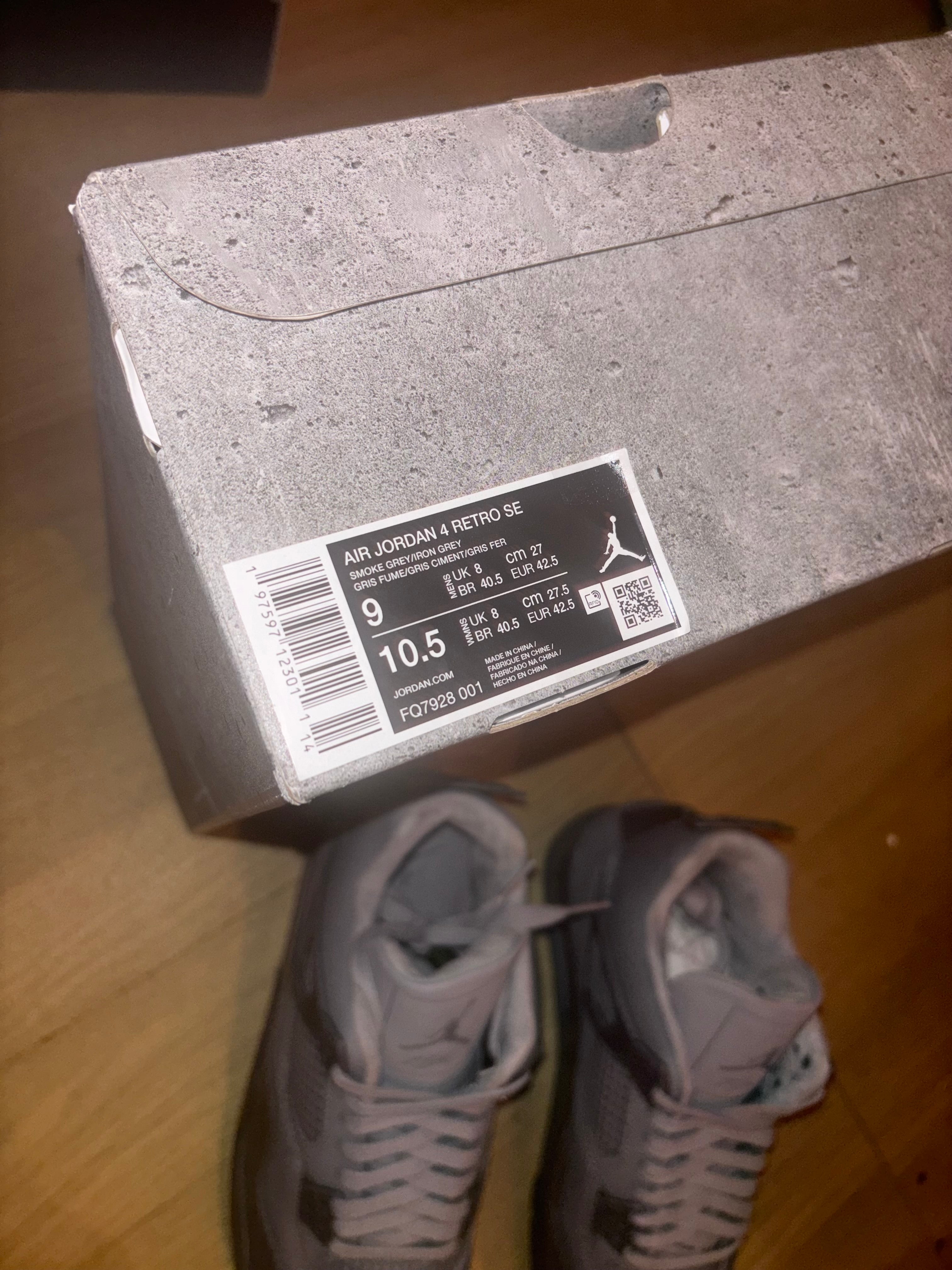 Air Jordan 4 SE Wet Cement